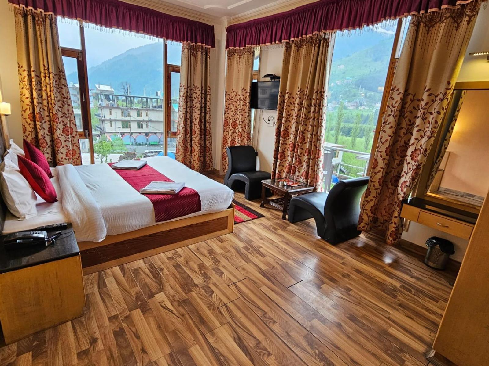 Hotel Akash Regency Manāli Exterior foto